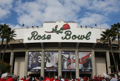 Revenue backed debt threatens to sink Rose Bowl