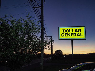 dollar general sign low income students